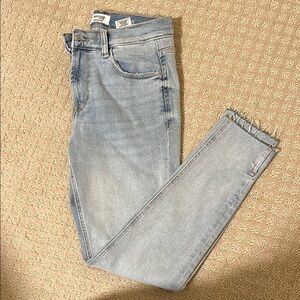 Kenzie Light Wash Jeans